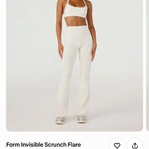Invisible Scrunch Flare Pants - Cream